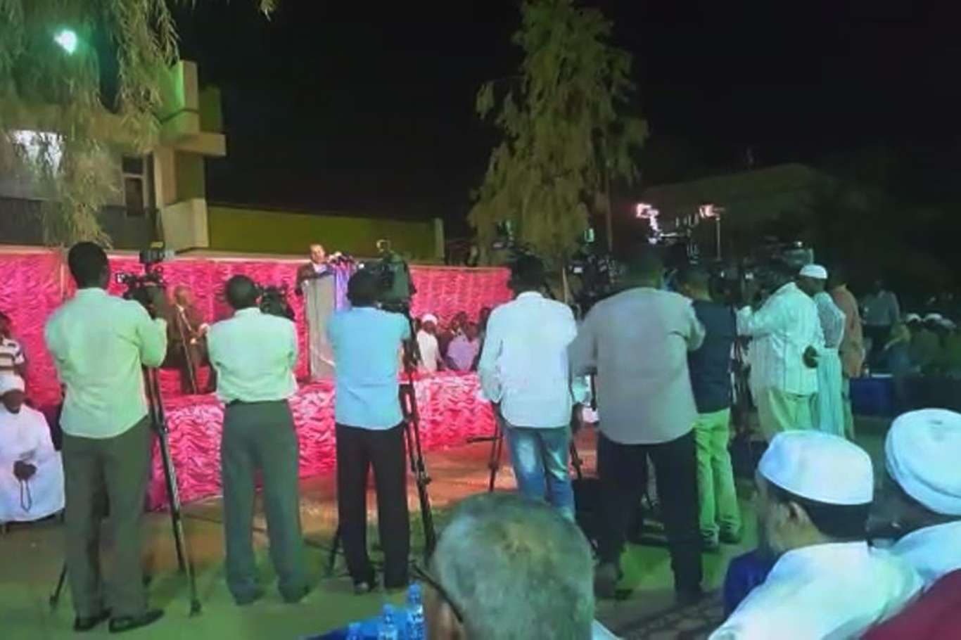 "Turabi sadece Sudan’ın değil tüm İslam âleminin kaybı" "Turabi sadece Sudan’ın değil tüm İslam âleminin kaybı"